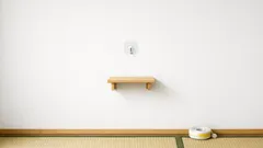 穴を開けない壁面収納術 シールフックで空いた壁を収納スペースに変える方法