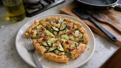 ヨーグルトカップで計量OK：ズッキーニとパンチェッタのタルトサレ（卵・バター不使用）