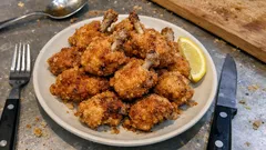 下味＆衣までつけて冷凍ストック：手羽元の唐揚げは「解凍して揚げるだけ」でジューシーに