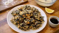 「混ぜすぎない」がコツ。生ひじきの天ぷらをザクザク軽く揚げる簡単おつまみ