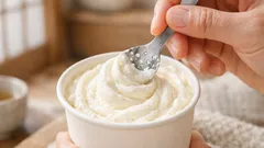 セリアの「アイスをホイップするスプーン」でカップアイスが3分でふわふわになった